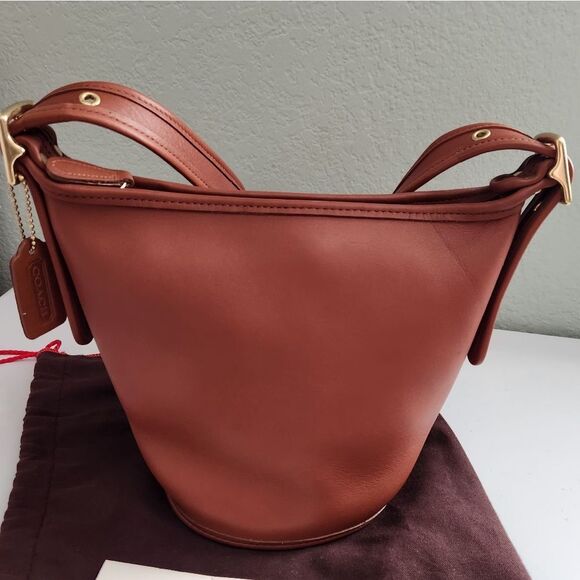 VINTAGE Coach Maggie Duffle Bag In British Tan NEW - Picture 4 of 16